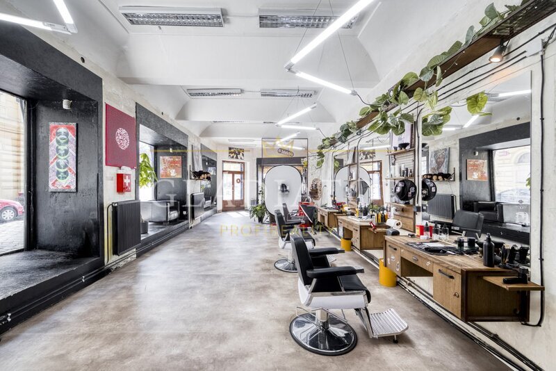 Přenechání zavedeného barber shopu