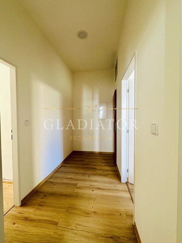 Pronájem bytu 2+kk 50 m2 PO REKONSTRUKCI