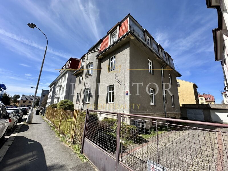 Pronájem bytu 2+kk 50 m2 PO REKONSTRUKCI